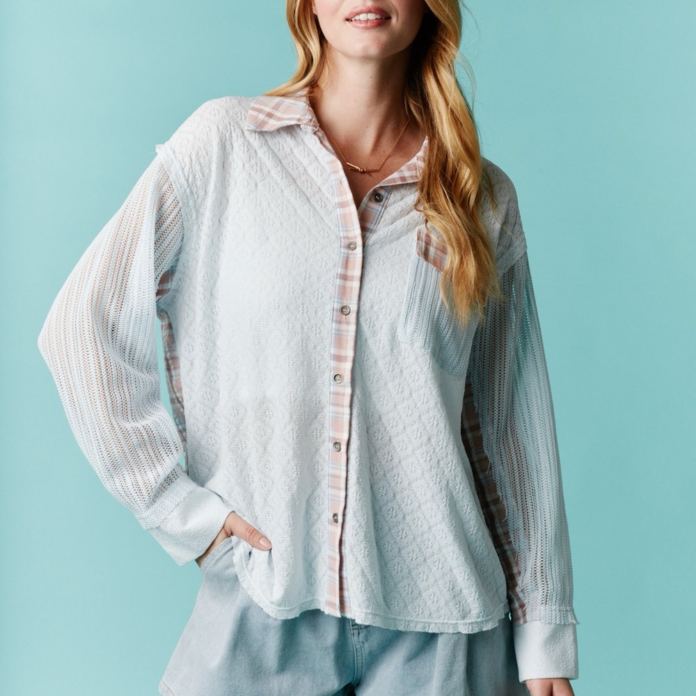 NIP Fantastic Fawn “Sky Blue🩵Blush💗Mixed Media Lace/Plaid Button-Up Shirt” LRG - Picture 3 of 16